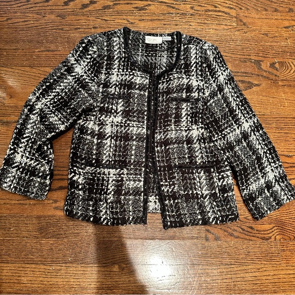 Like New Black, White and GoldTweed Blazer - Picture 1 of 4